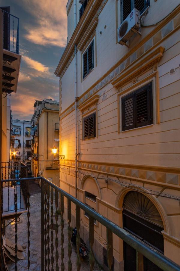 Cortile Del Greco Apartments Palermo Eksteriør bilde