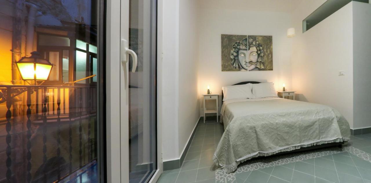 Cortile Del Greco Apartments Palermo Eksteriør bilde